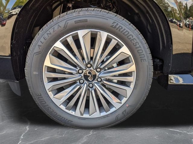 2026 INFINITI QX80 LUXE