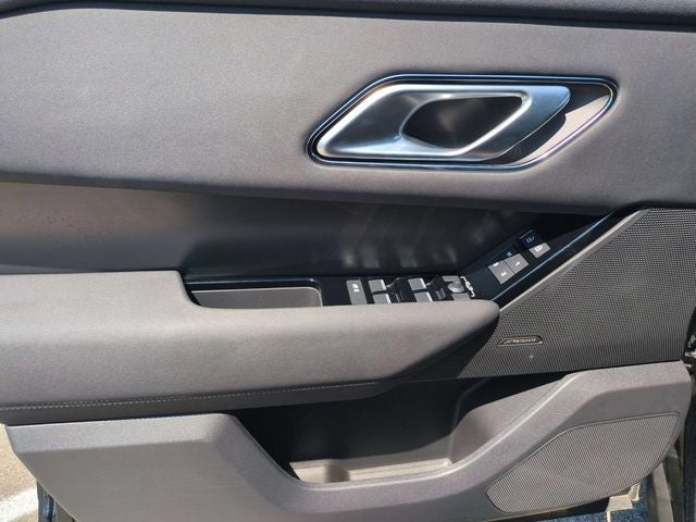 2025 Land Rover Range Rover Velar Dynamic SE