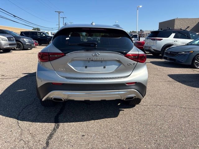 2019 INFINITI QX30 LUXE