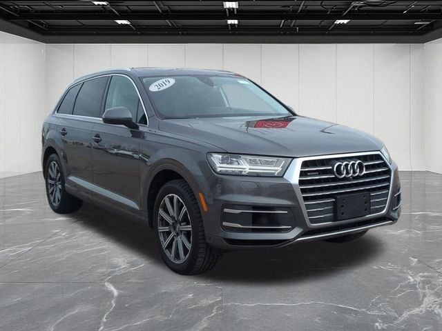 2019 Audi Q7 55 Premium Plus quattro