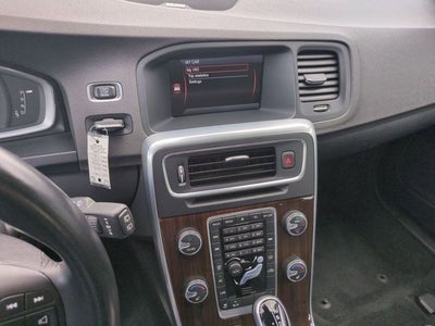 2015 Volvo V60 T5 Platinum