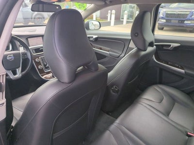 2015 Volvo V60 T5 Platinum
